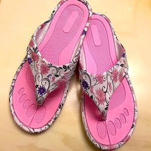 Breast cancer awareness flip flops